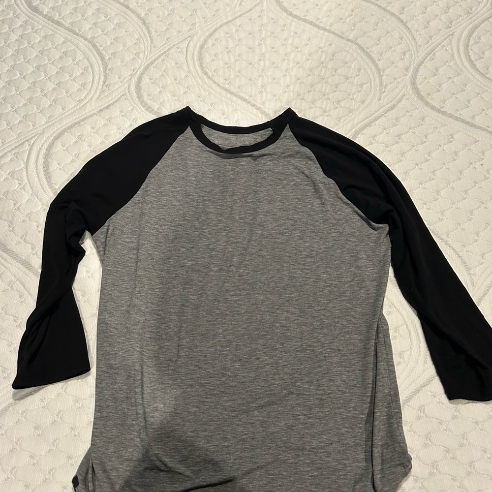 Pistol lake Gray and Black Raglan Sleeve Shirt